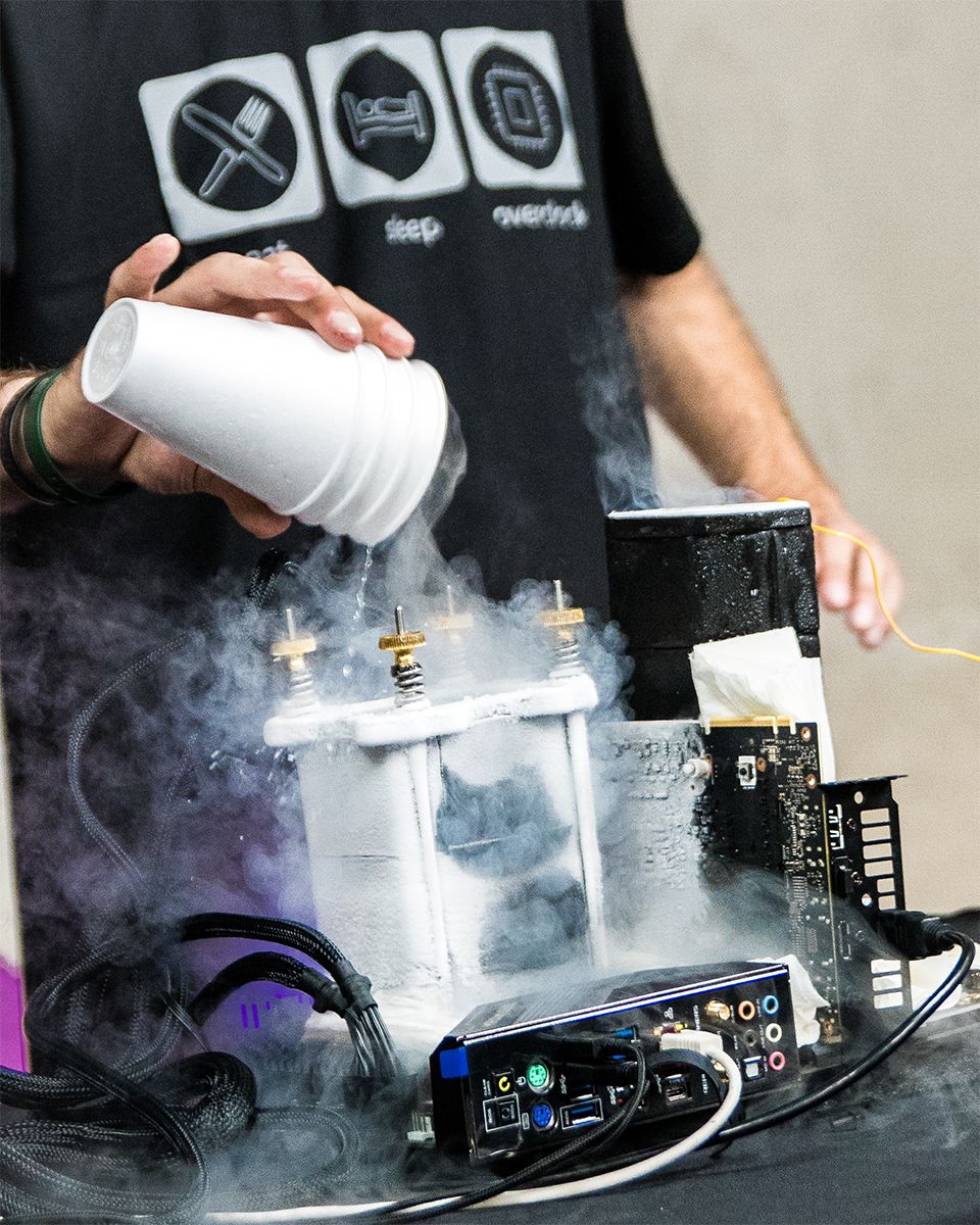 DE 1000FPS in-body 3