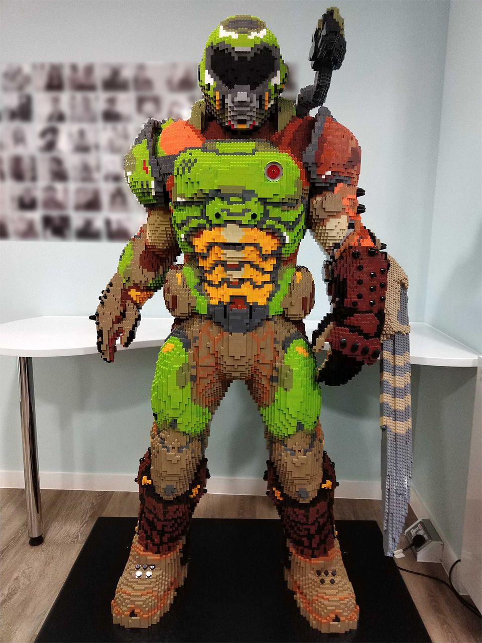 DE Brick Slayer in-body 1