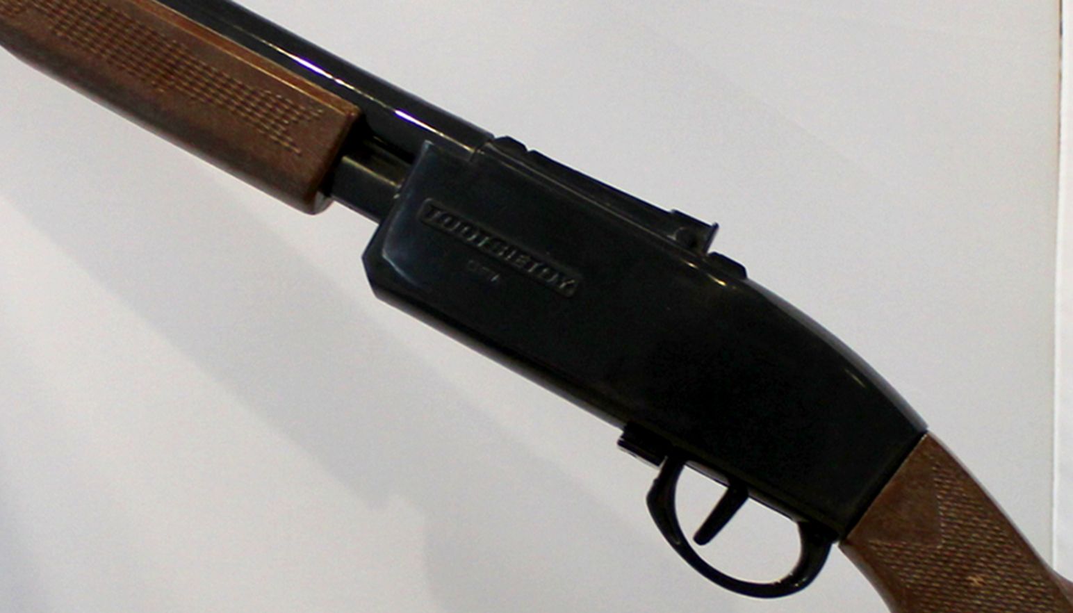 DE_DOOMorabilia_07_HERO_1920x870.jpg