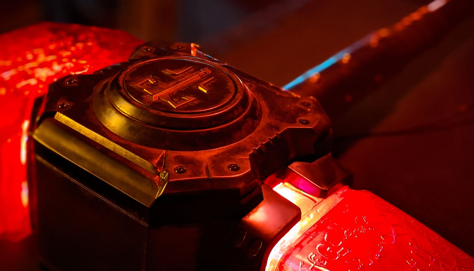 DE_Sentinel_Hammer_HERO_1920x870.jpg